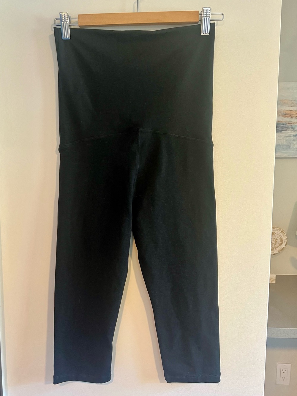 Kindred Bravely Francesca Maternity/postpartum support capri leggings